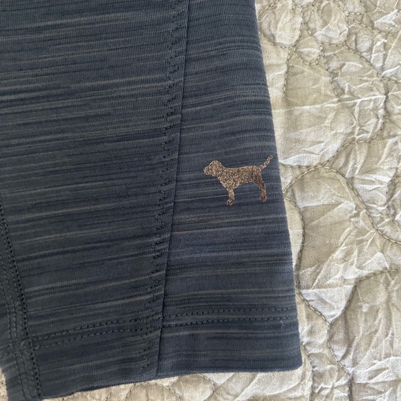 PINK Victoria's Secret Charcoal Leggings - Picture 3 of 4